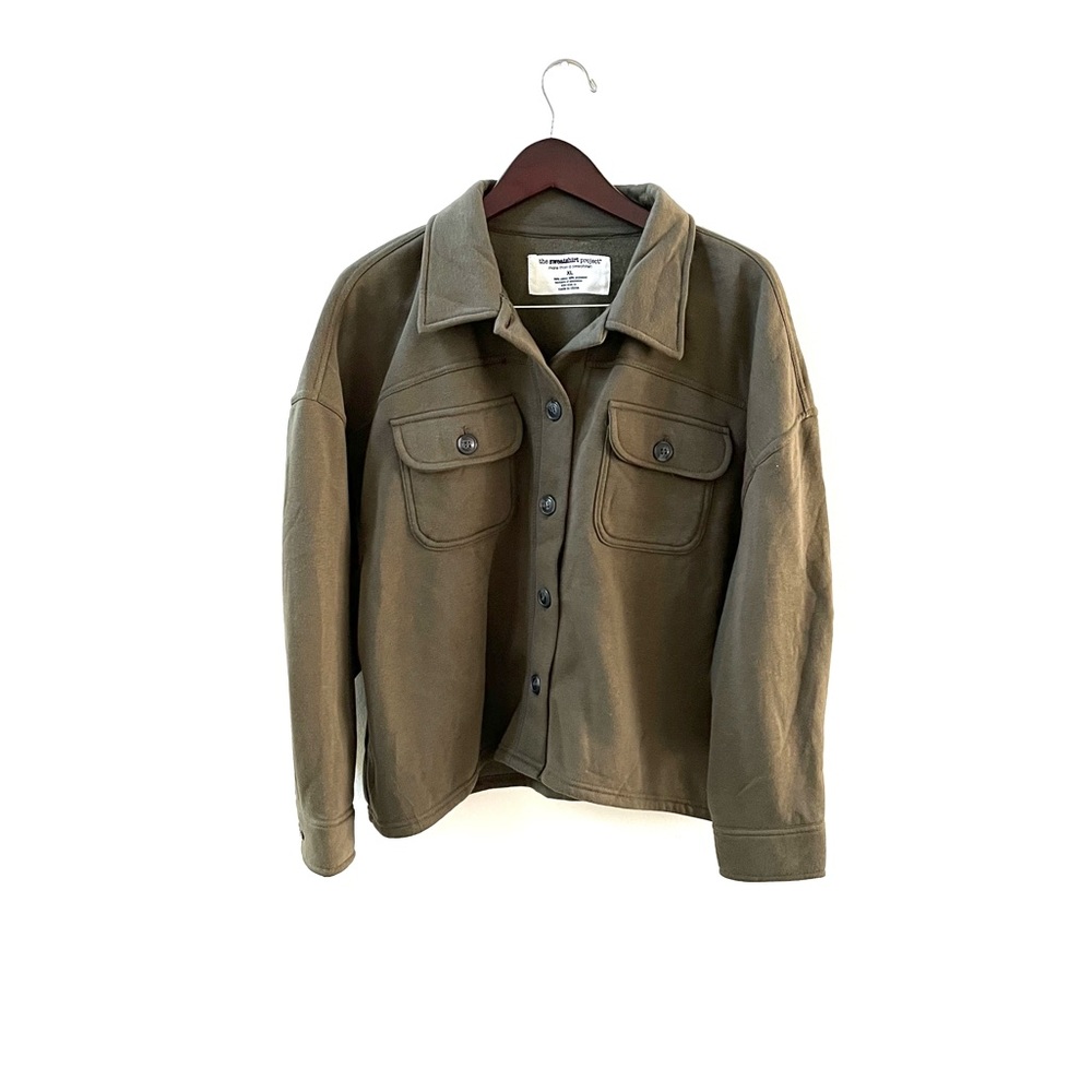 “Shacket” Sweatshirt & Jacket